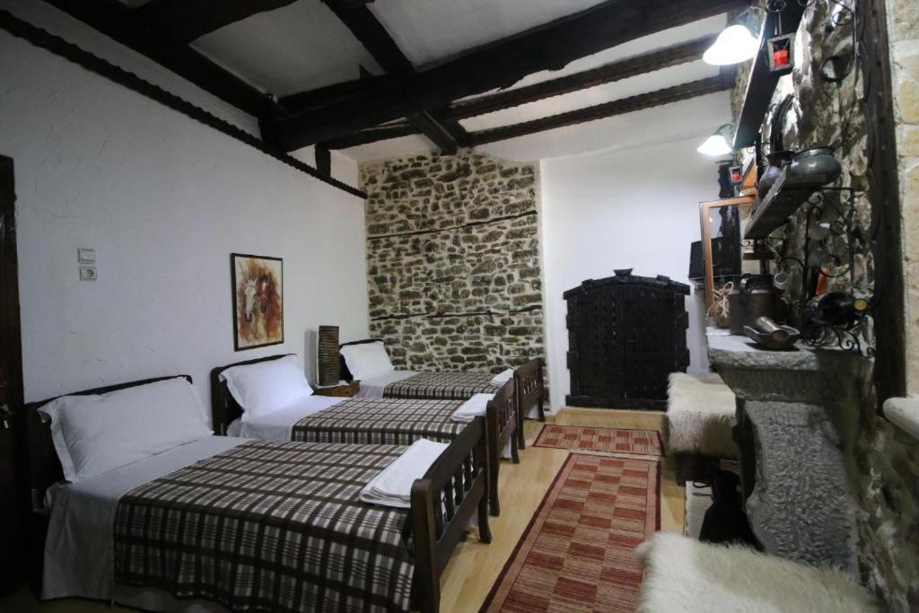 Hotel Nasho Vruho Berat Buitenkant foto