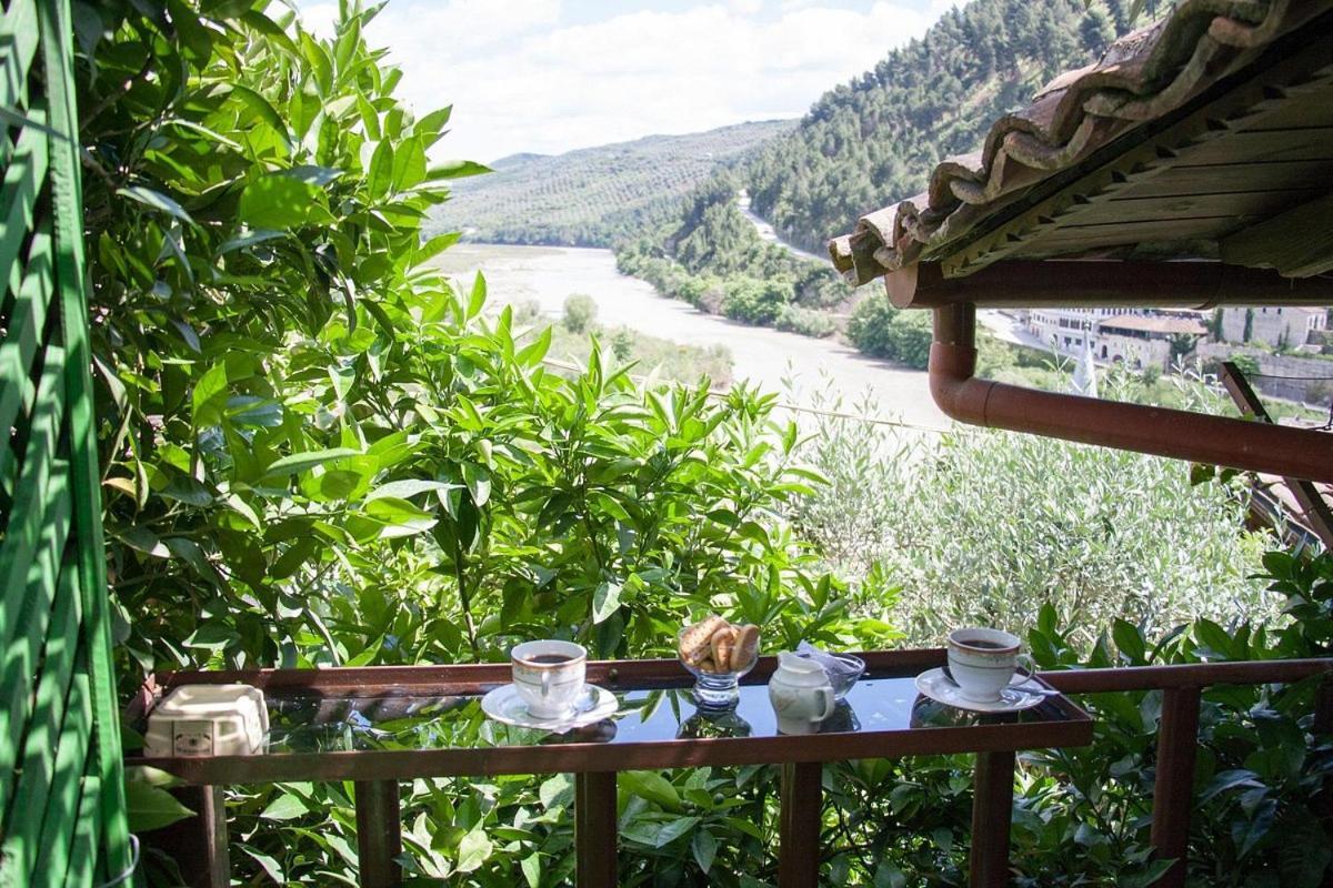 Hotel Nasho Vruho Berat Buitenkant foto