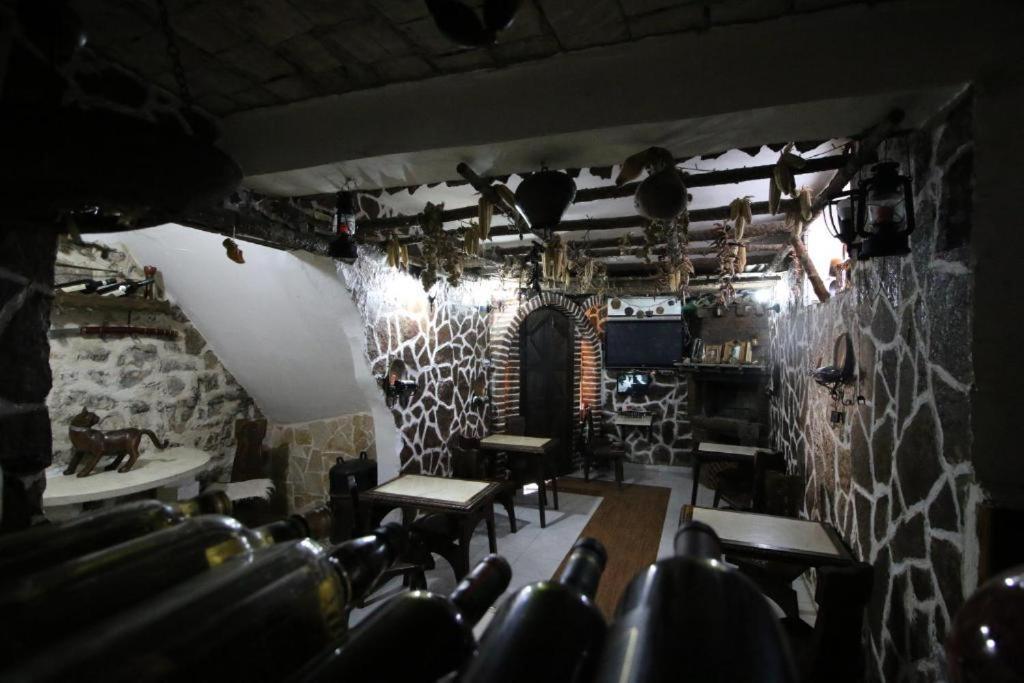 Hotel Nasho Vruho Berat Buitenkant foto