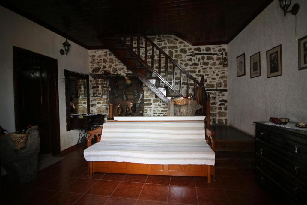 Hotel Nasho Vruho Berat Buitenkant foto